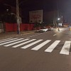 خط کشی خیابان . خط کشی عابر پیاده .ترسیم نقوش جاده