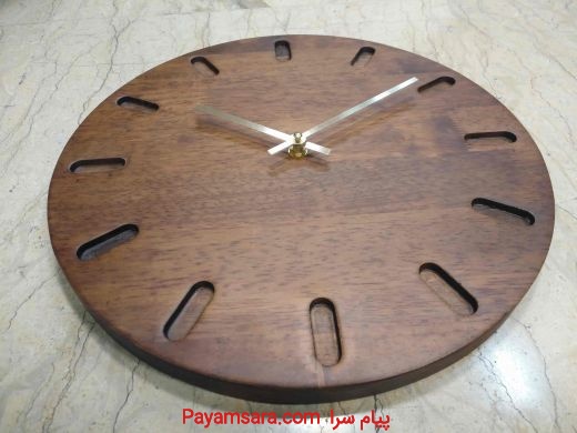 ساعت چوبی شیک و ساده